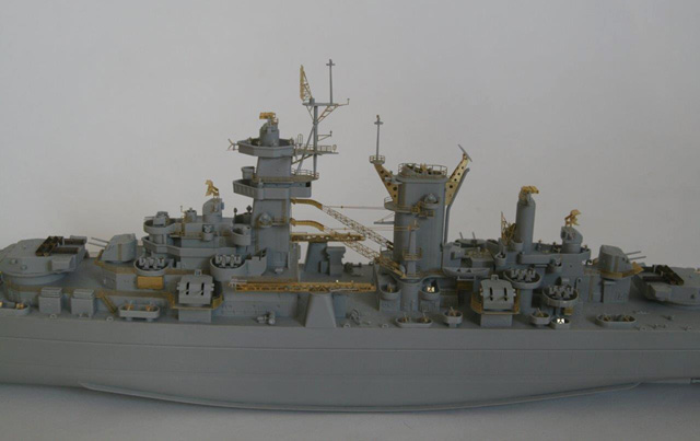 Großer Kreuzer USS Alaska (1/350)