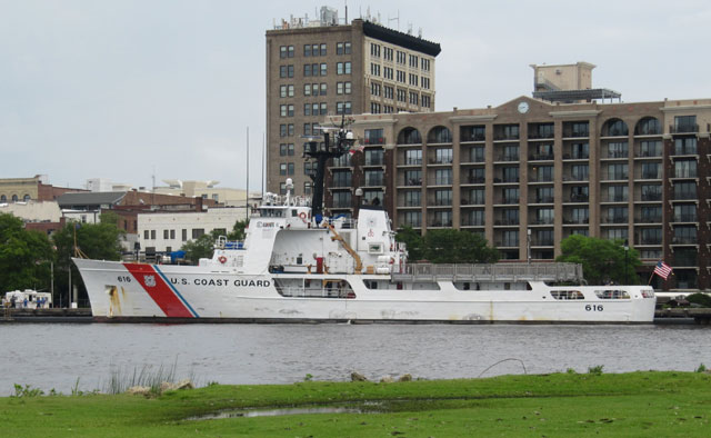 Küstenwachkutter USCGC Diligence in Wilmington