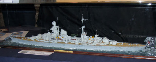 Schwerer Kreuzer Prinz Eugen auf den Fürstenfelder Modellbautagen