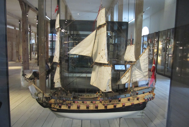 Linienschiff Gyldenløve im Krigsmuseet