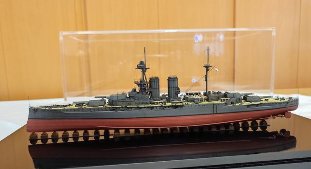 Schlachtschiff Warspite