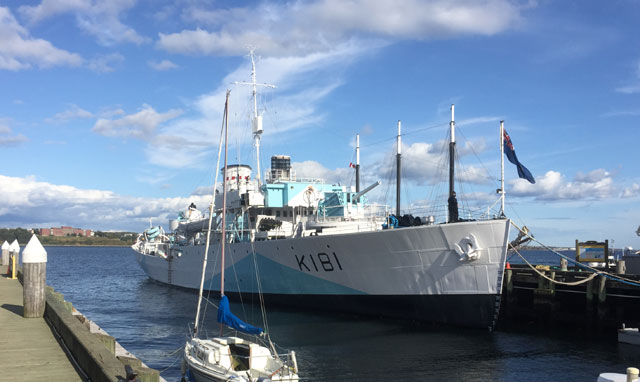 Korvette HMCS Sackville in Halifax