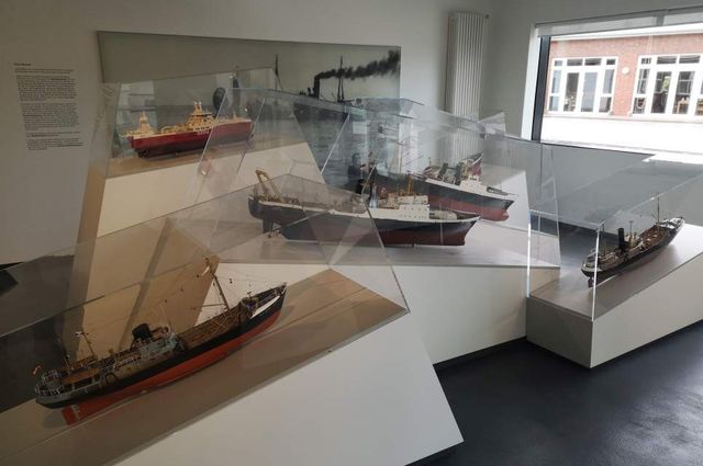Modelle von Fischereifahrzeugen im Museum Windstärke 10