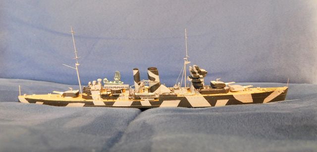 Schwerer Kreuzer HMS York (1/700)