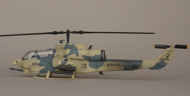 AH-1W