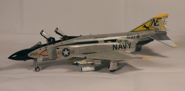 McDonnell Douglas F-4J Phantom II (1/72)