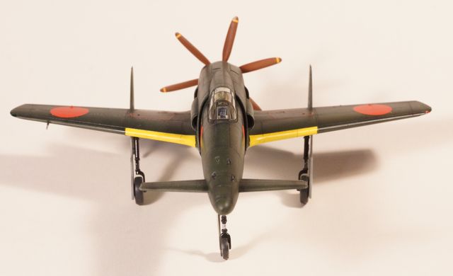 Jäger Kyushu J7W Shinden (1/72)