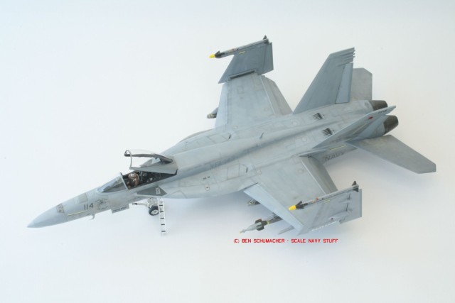 Kampfflugzeug Boeing F/A-18E Super Hornet (1/32)