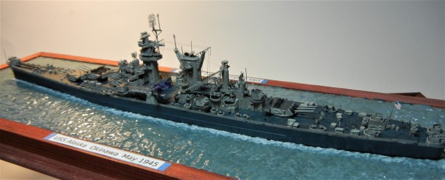 Großer Kreuzer USS Alaska (1/700)