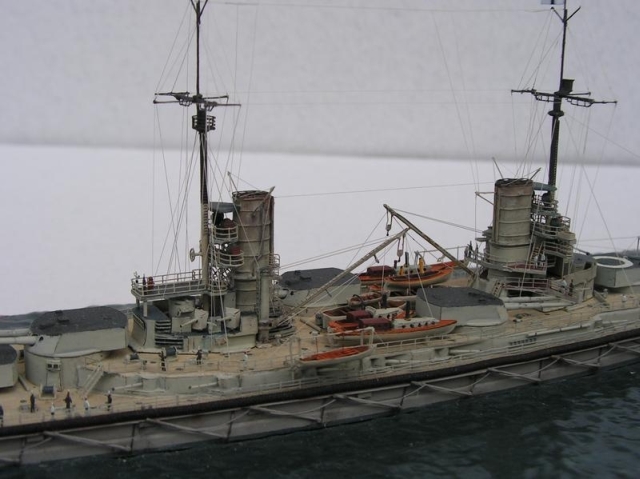 Deutsches Schlachtschiff SMS Friedrich der Große (1/700)