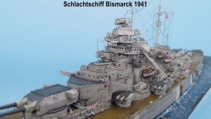 Schlachtschiff Bismarck (1/700)