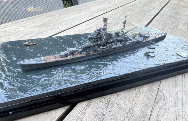 Schwerer Kreuzer Maya (1/700)