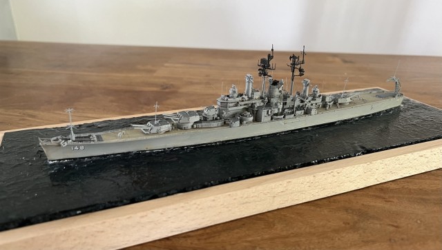 Schwerer Kreuzer USS Newport News (1/700)