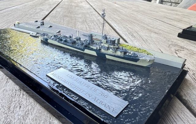 Geleitzerstörer USS Slater (1/700)