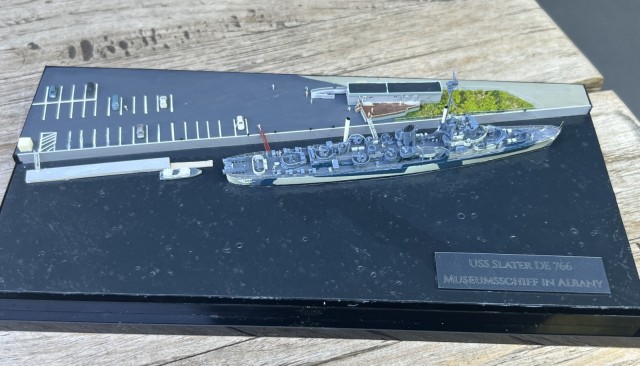 Geleitzerstörer USS Slater (1/700)