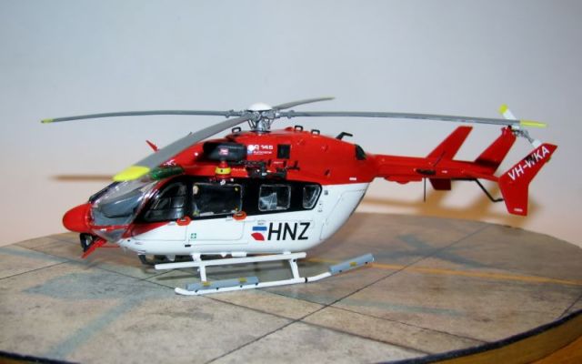 Offshore-Hubschrauber Eurocopter EC 145 (1/72)