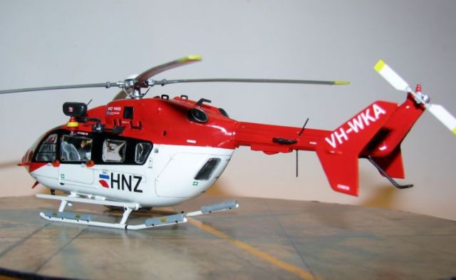 Offshore-Hubschrauber Eurocopter EC 145 (1/72)