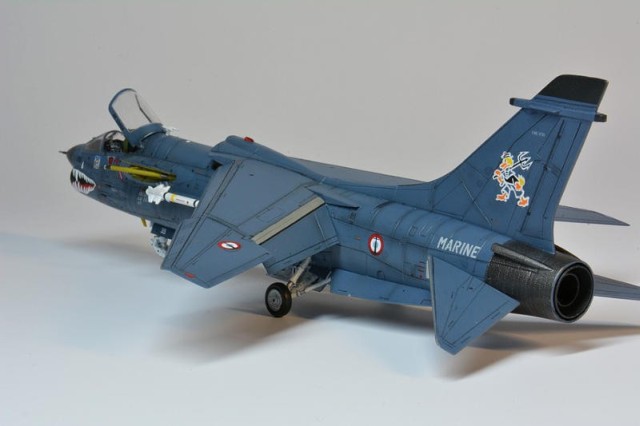 Jagdflugzeug Vought F-8P Crusader (1/72)