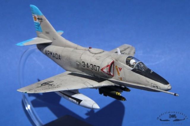 Kampfflugzeug Douglas A-4Q Skyhawk (1/72)