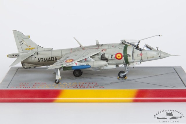 Marinekampfflugzeug Hawker Siddeley AV-8S Matador (1/72)