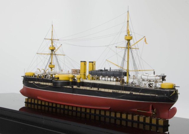 Schlachtschiff Dingyuan (1/700)