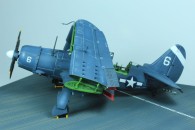 Curtiss SB2C-4 Helldiver (1/72)