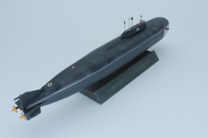 Raketen-Unterwasserkreuzer Kursk (1/700)