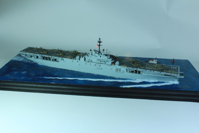 Landungsträger USS Princeton (1/700)