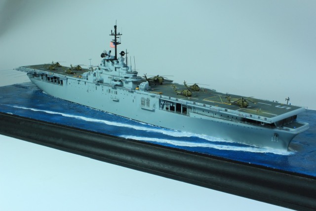 Landungsträger USS Princeton (1/700)