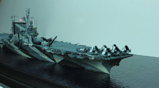 Flugzeugträger USS Saratoga (1/700)