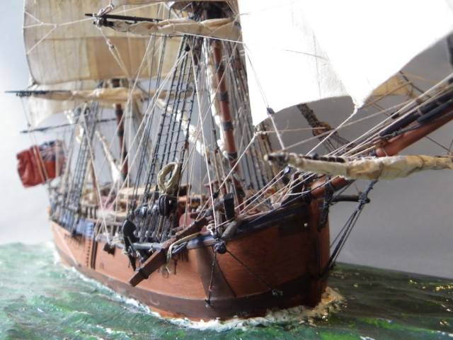 HMS Endeavour (1/120)