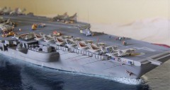 Flugzeugträger USS Coral Sea (1/350)