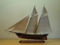 Yacht America (1/56)