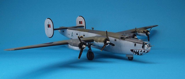 Seefernaufklärer und U-Jagdflugzeug Consolidated Liberator GR Mk.VI (1/72)