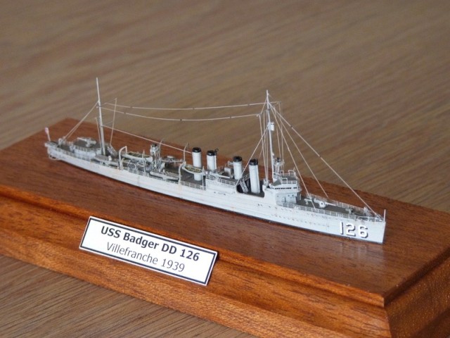 Zerstörer USS Badger (1/700)