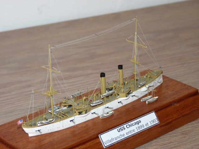 Geschützter Kreuzer USS Chicago (1/700)