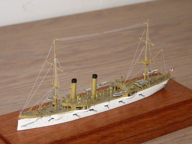 Geschützter Kreuzer USS Chicago (1/700)