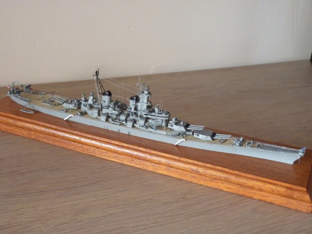 Schlachtschiff USS Missouri (1/700)