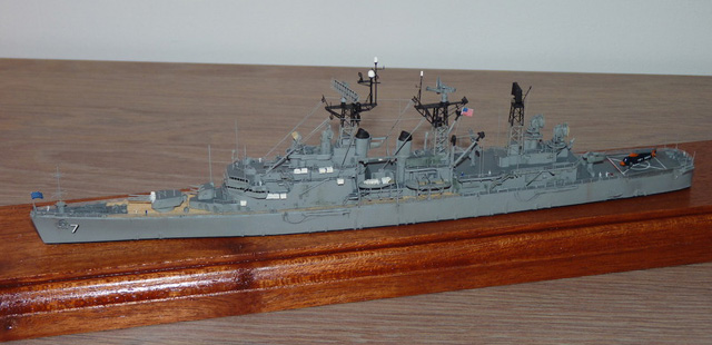 Lenkwaffenkreuer USS Springfield (1/700)