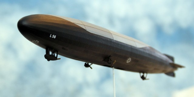 Zeppelin  L56 (1/700)