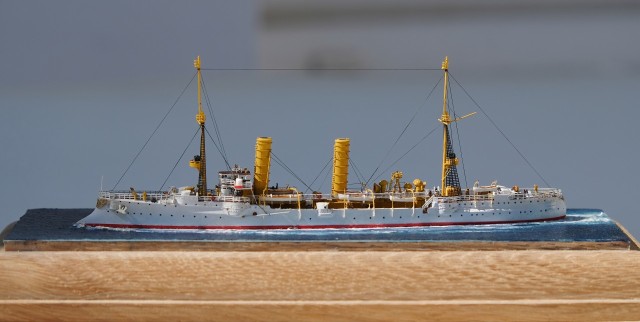 Kleiner Kreuzer SMS Undine (1/700)