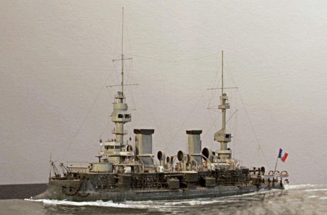 Schlachtschiff Masséna (1/700)