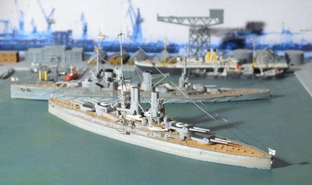 Schlachtschiff SMS Bayern (1/700)