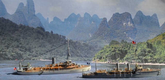 Kanonenboot Zhongshan und Seeflugzeugtender Wei Sheng (1/700)