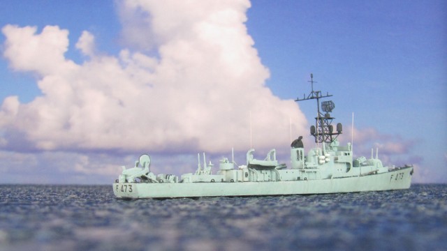 Fregatte NRP Almirante Gago Countinho (1/700)