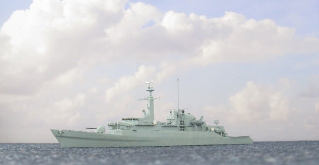 Fregatte HMS Ardent (1/700)