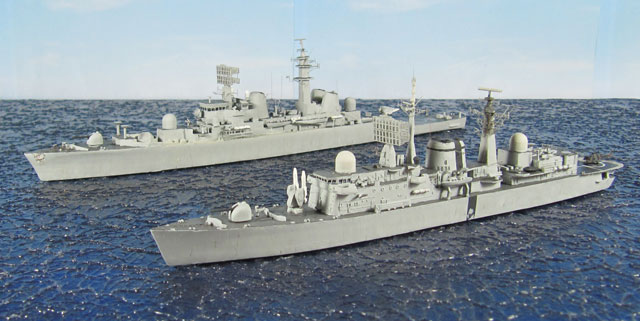 HMS Cardiff und HMS Bristol