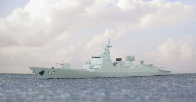 Lenkwaffenzerstörer Dazhou (1/700)
