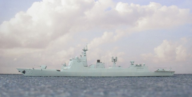 Lenkwaffenzerstörer Dazhou (1/700)