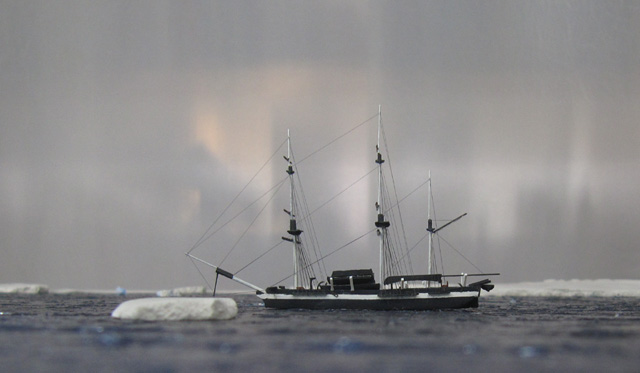 Polarforschungsschiff HMS Erebus (1/700)